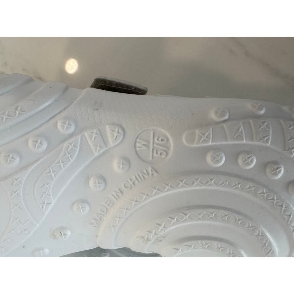 Hounds Footwear Women's Ultralites Clog Shoes White/Tan Size 5/6 NWT USA Dawgs - Picture 8 of 9